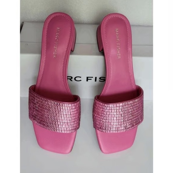 NWOT Marc Fisher Casaly Pink Rhinestone Sandals - Picture 2 of 6